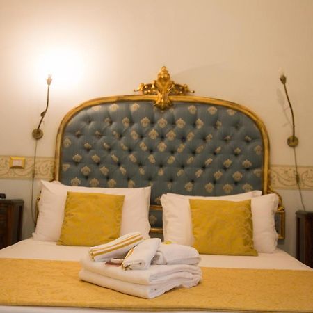 نابولي B&B Art Suite Santa Brigida المظهر الخارجي الصورة