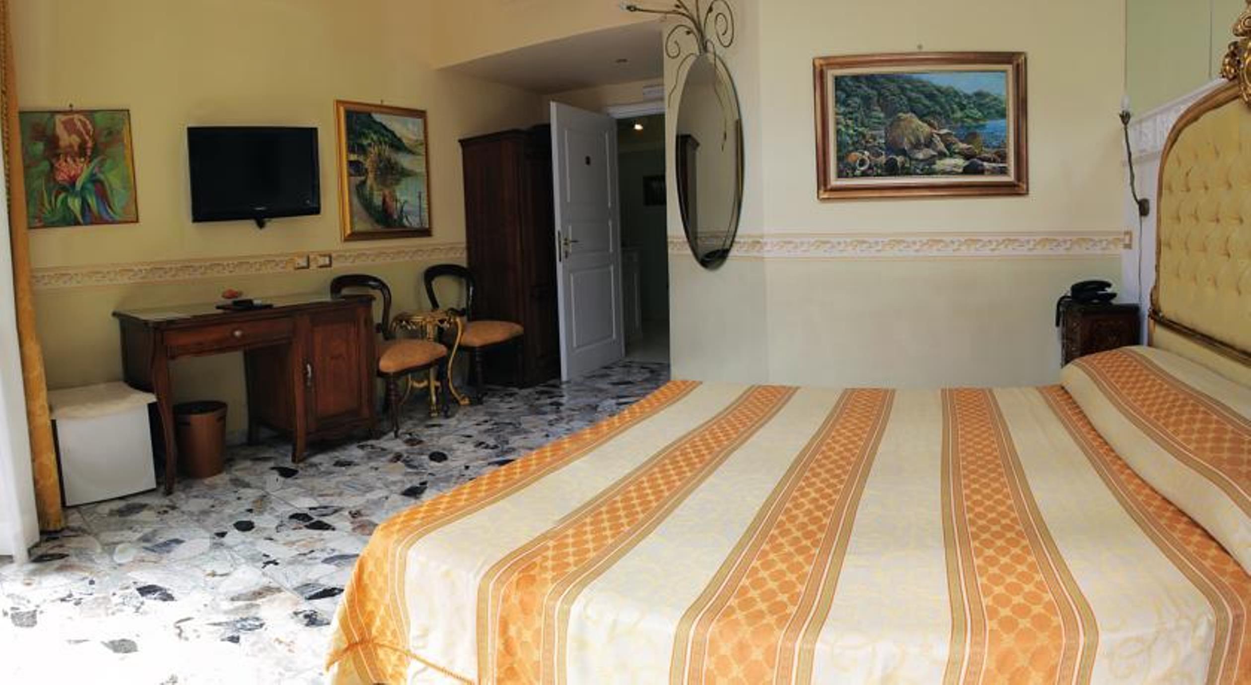نابولي B&B Art Suite Santa Brigida المظهر الخارجي الصورة