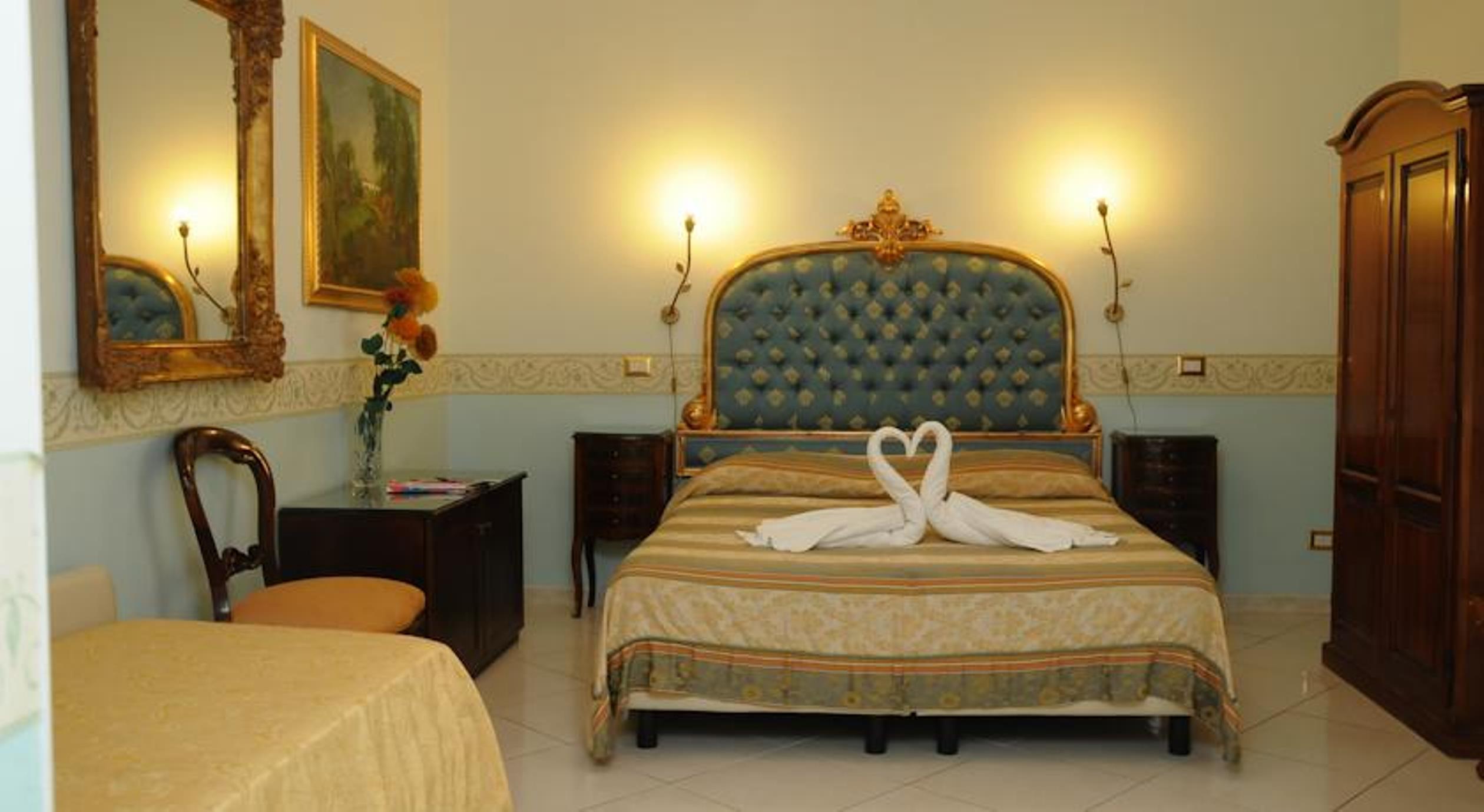 نابولي B&B Art Suite Santa Brigida المظهر الخارجي الصورة