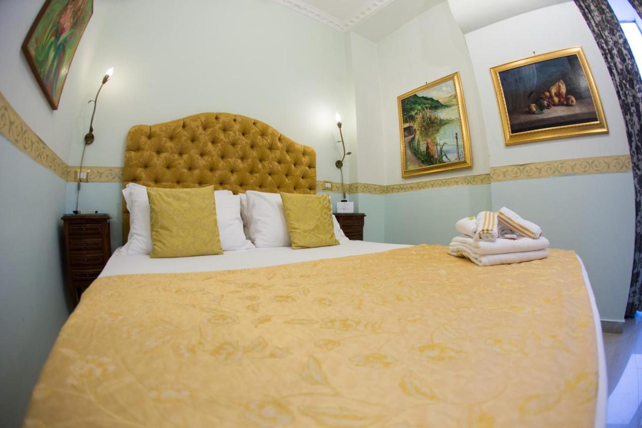 نابولي B&B Art Suite Santa Brigida المظهر الخارجي الصورة