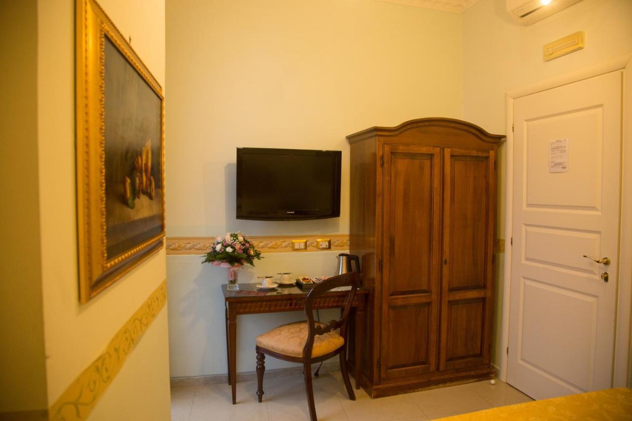نابولي B&B Art Suite Santa Brigida المظهر الخارجي الصورة