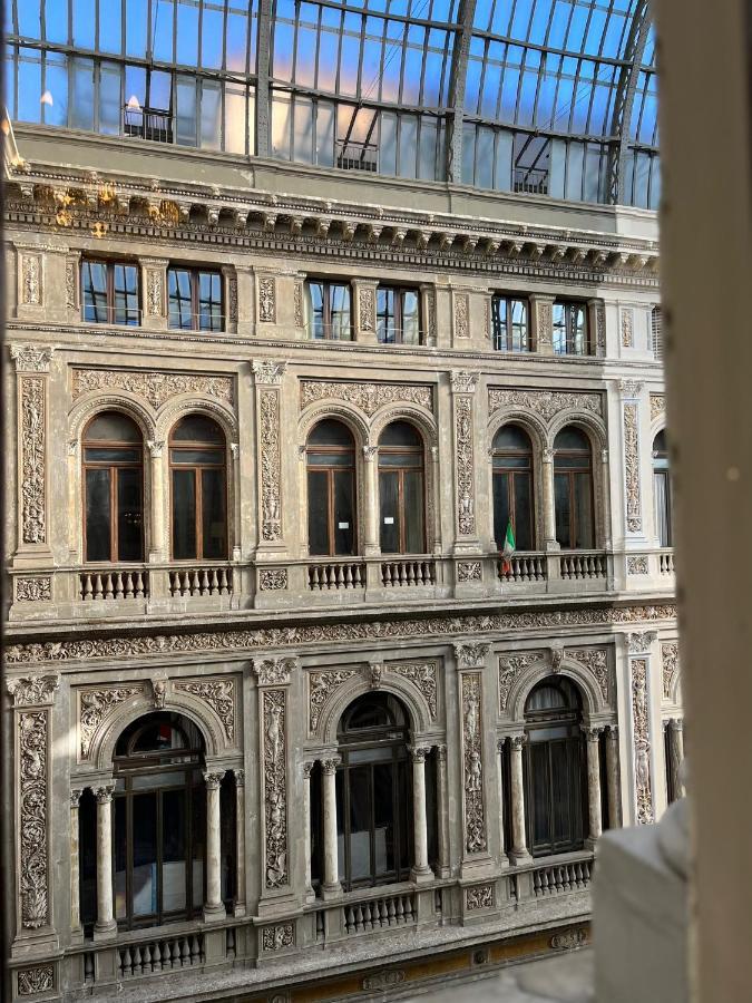 نابولي B&B Art Suite Santa Brigida المظهر الخارجي الصورة
